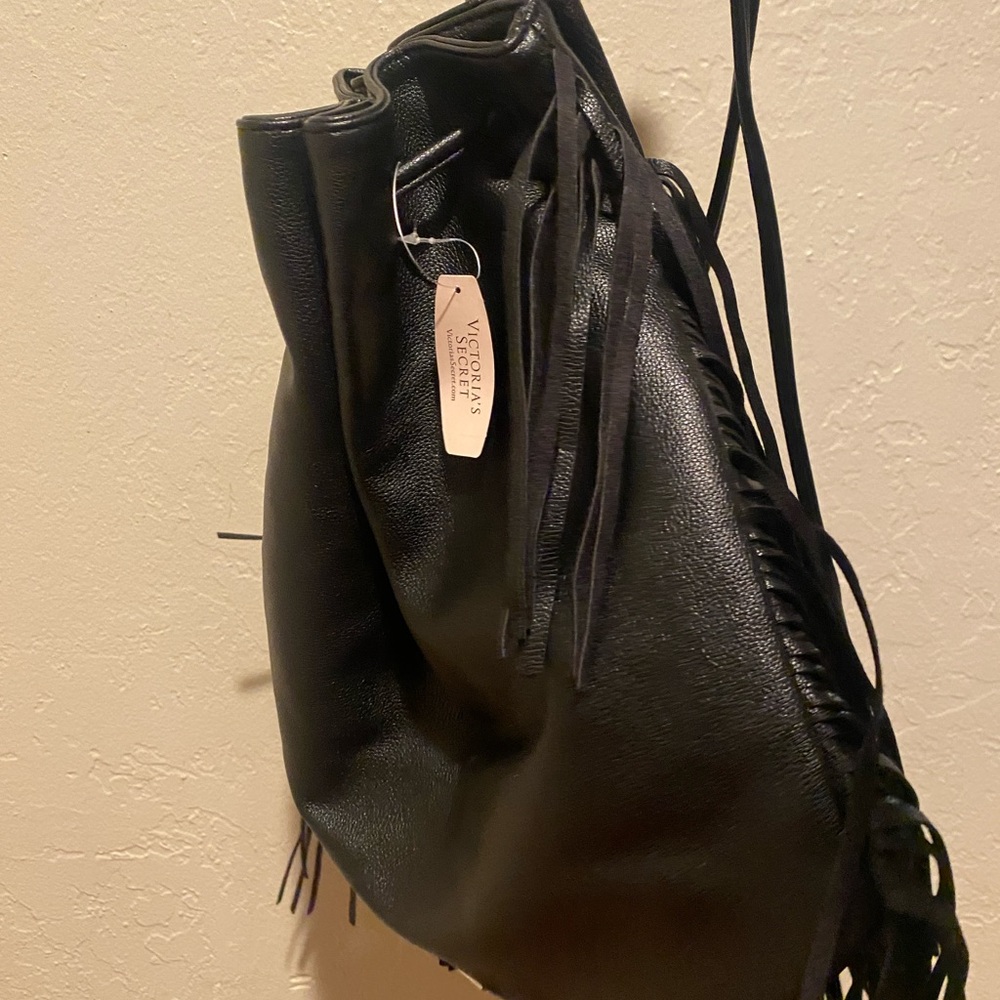 Victoria secret drawstring back pack🖤 - Picture 5 of 15